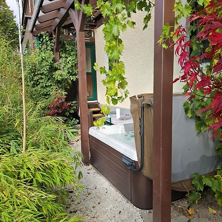 Διαμέρισμα Premium Mit Privatem Whirlpool, Sauna, Garten *