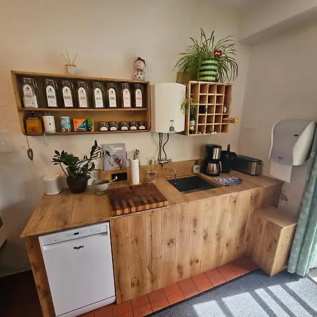 Premium Mit Privatem Whirlpool, Sauna, Garten