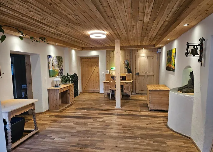 Premium Mit Privatem Whirlpool, Sauna, Garten *